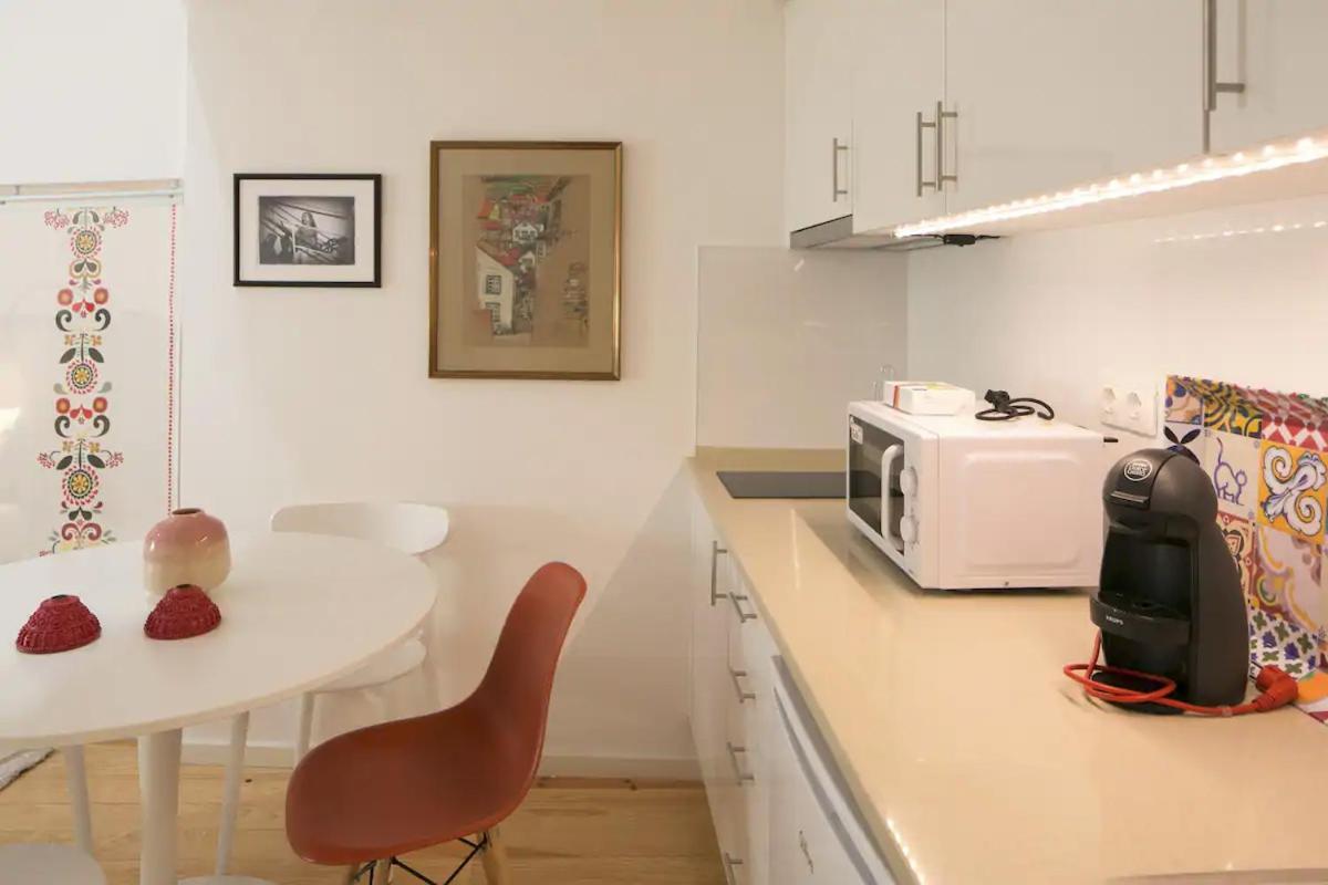 Central Mezzanine Studio Apartment Lisboa Екстериор снимка